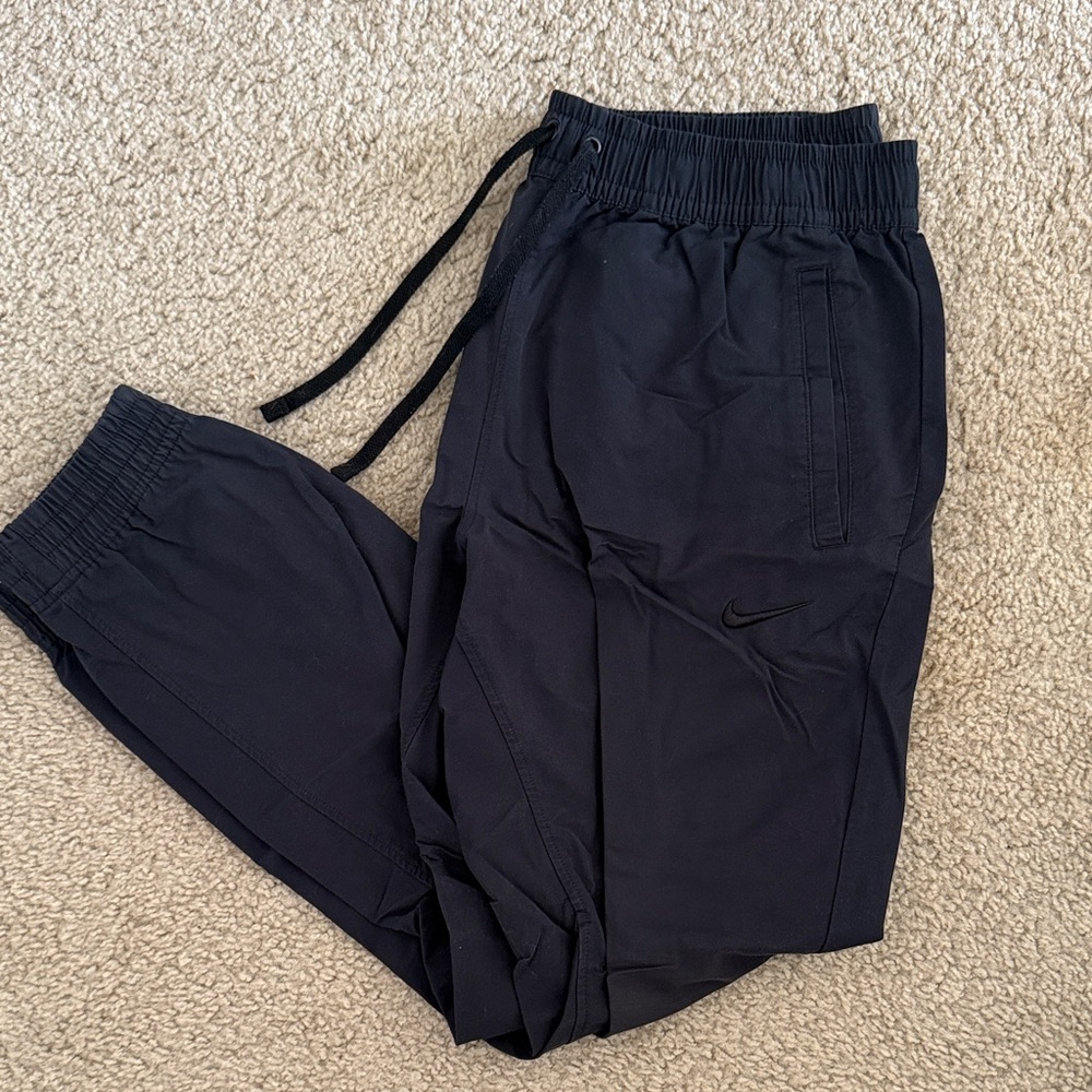Nike Men's Dark Joggers